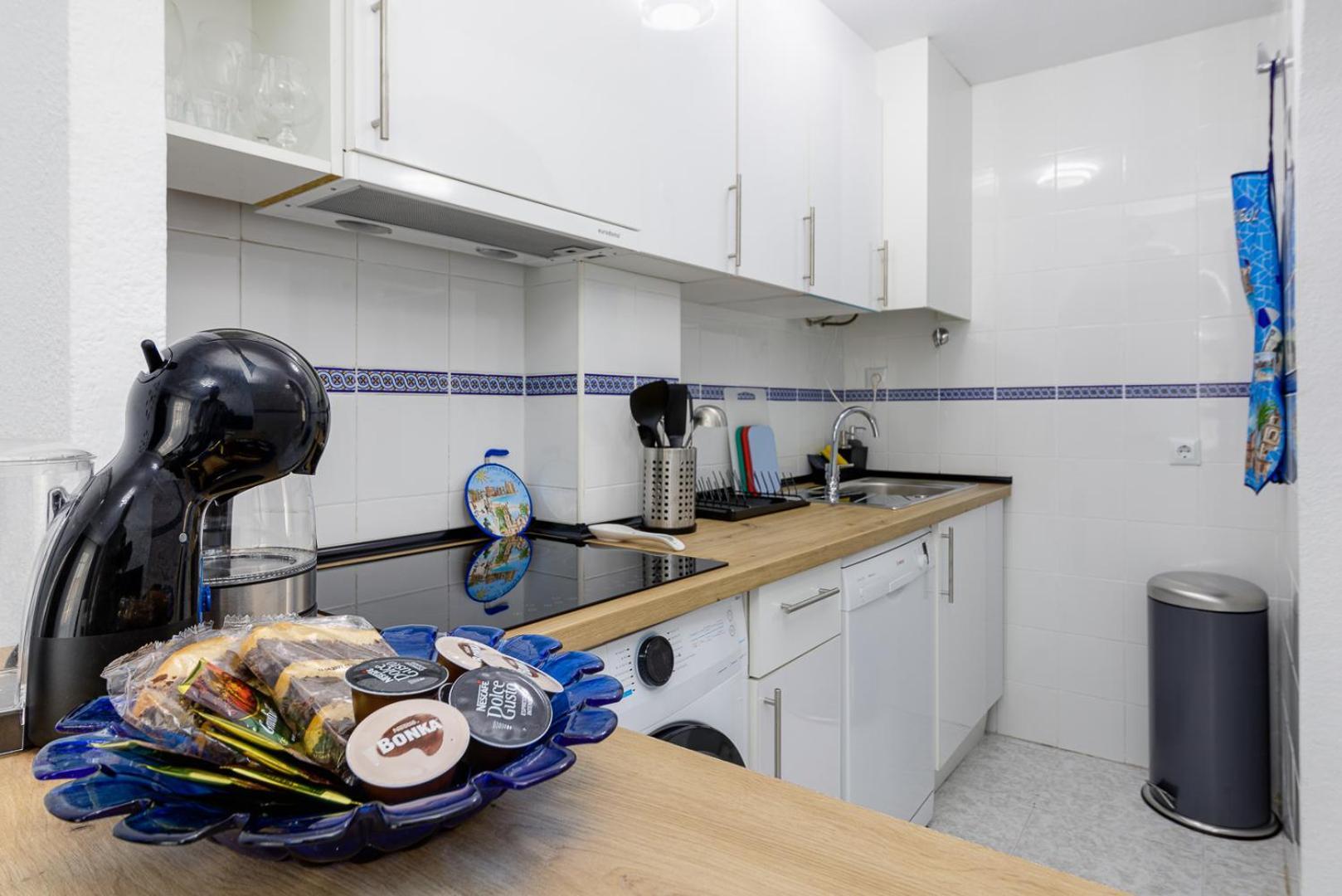 Calle Concordia 86, Two Bedroom Apartment, Up To 6 Guests, Near Del Cura Beach,Supermarket Mercadona And Central Bus Station ตอร์เรเวียคา ภายนอก รูปภาพ