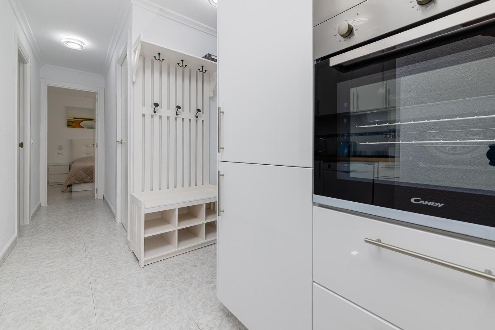 Calle Concordia 86, Two Bedroom Apartment, Up To 6 Guests, Near Del Cura Beach,Supermarket Mercadona And Central Bus Station ตอร์เรเวียคา ภายนอก รูปภาพ
